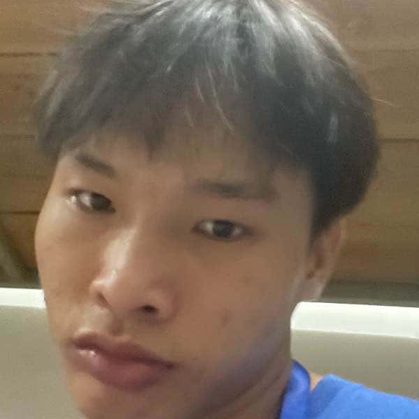 海南19岁单身帅哥真诚找对象-六安征婚相亲网