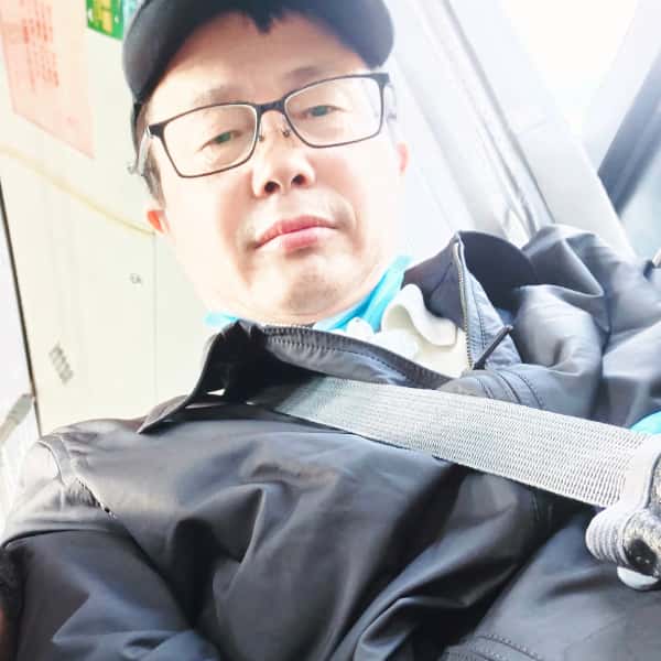 上海56岁单身帅哥真诚找对象-六安征婚相亲网