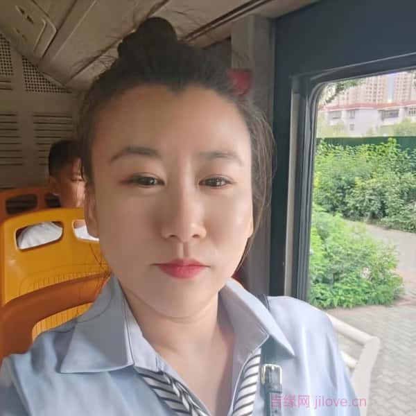 新疆34岁单身美女真诚找对象-六安征婚相亲网