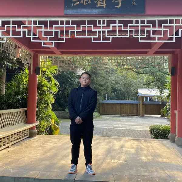 31岁岁重庆单身帅哥 - 六安吉缘网