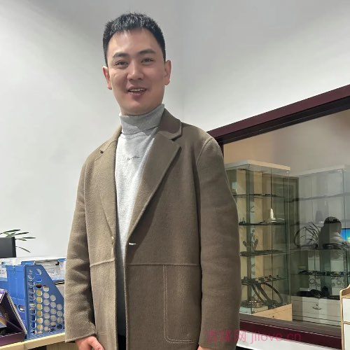 32岁岁四川单身帅哥 - 六安吉缘网